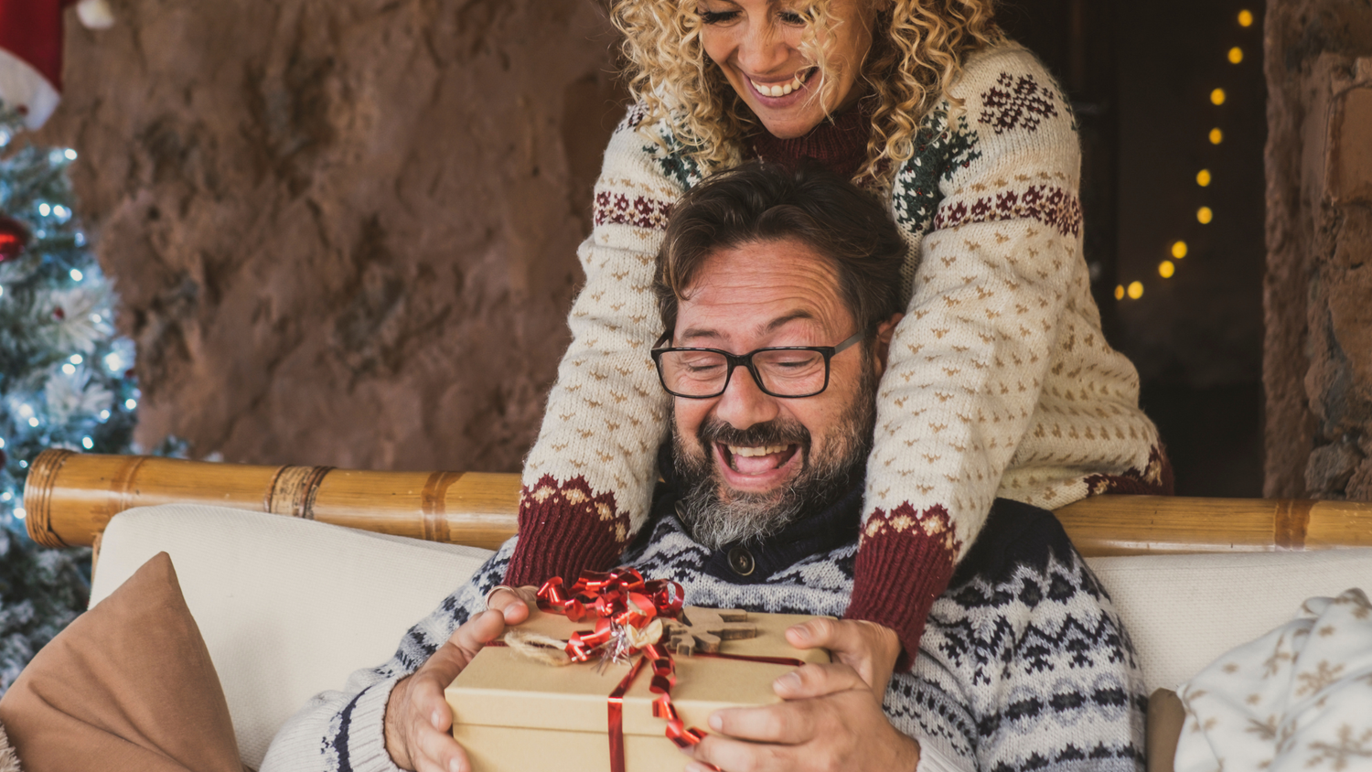 The Best Christmas Gift Ideas for Your Boyfriend (That He’ll Actually Love in 2025)